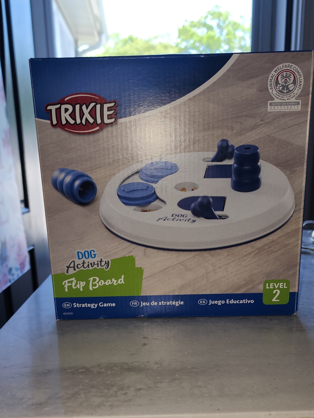 Trixie Dog Activity Flip Board - Blue/White